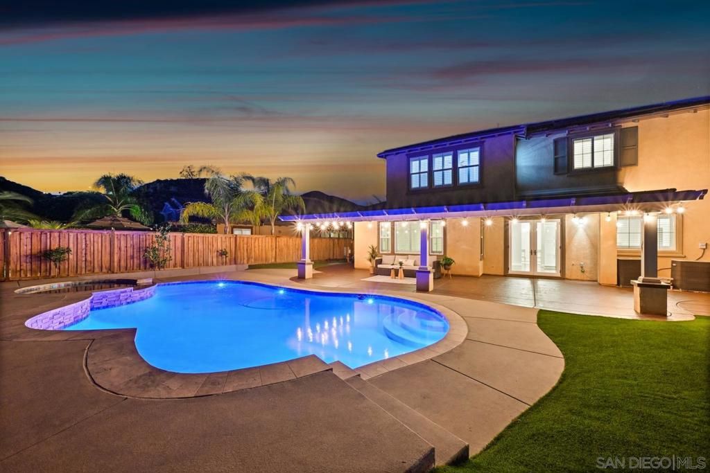 563 Chandler Ct, Escondido, CA 92027 — exterior