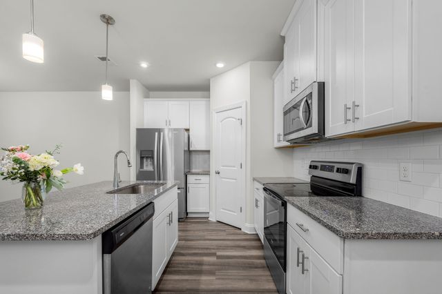 818 Arrington Way, Columbia, TN 38401