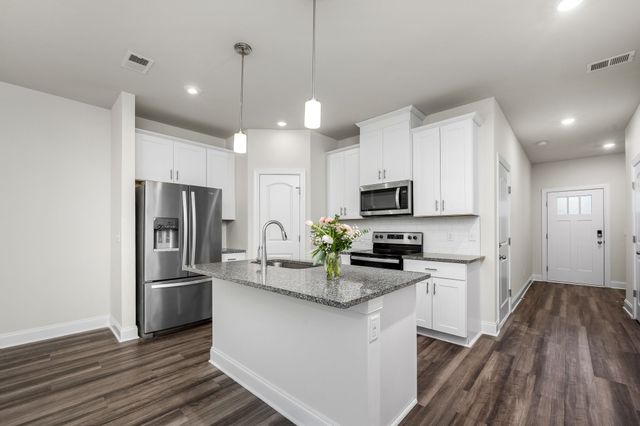 818 Arrington Way, Columbia, TN 38401