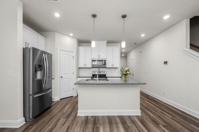 818 Arrington Way, Columbia, TN 38401