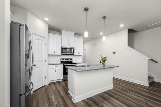 818 Arrington Way, Columbia, TN 38401