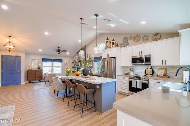 3637 W KESLER Lane, Chandler, AZ 85226