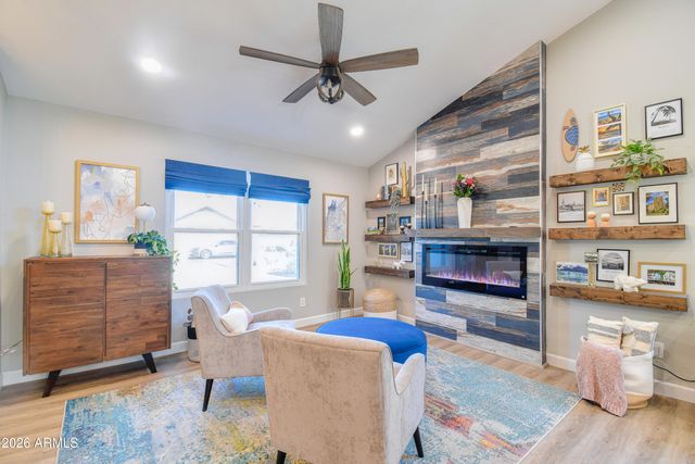 3637 W KESLER Lane, Chandler, AZ 85226