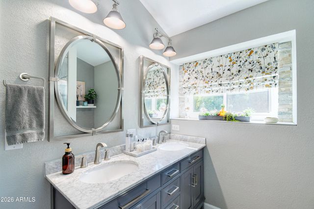 3637 W KESLER Lane, Chandler, AZ 85226