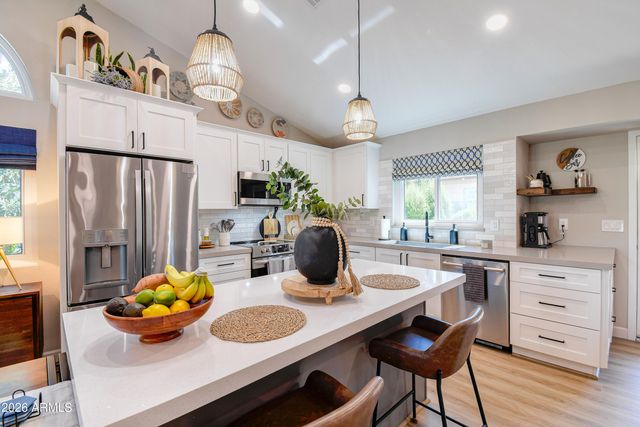 3637 W KESLER Lane, Chandler, AZ 85226