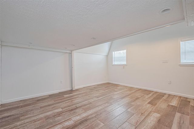 371 County Road 5015, Cleveland, TX 77327