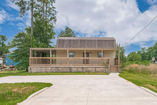 371 County Road 5015, Cleveland, TX 77327