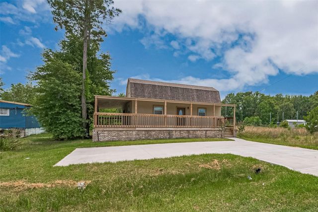 371 County Road 5015, Cleveland, TX 77327