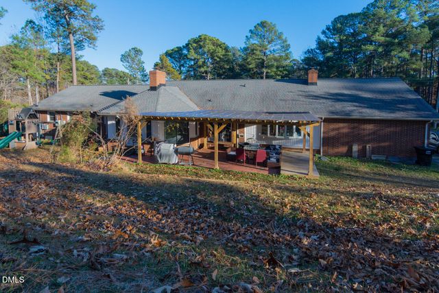 700 Fernwood Drive, Clayton, NC 27520