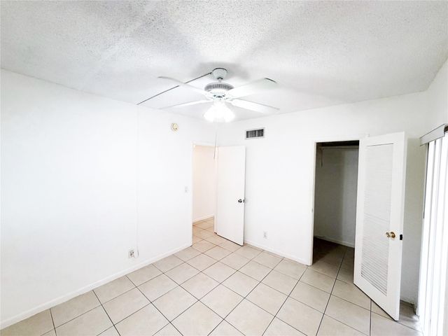 640 NW 13th St 26, Boca Raton, FL 33486