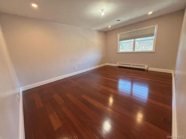 4 Curran Court, Pomona, NY 10970