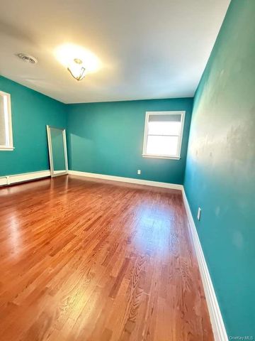 4 Curran Court, Pomona, NY 10970