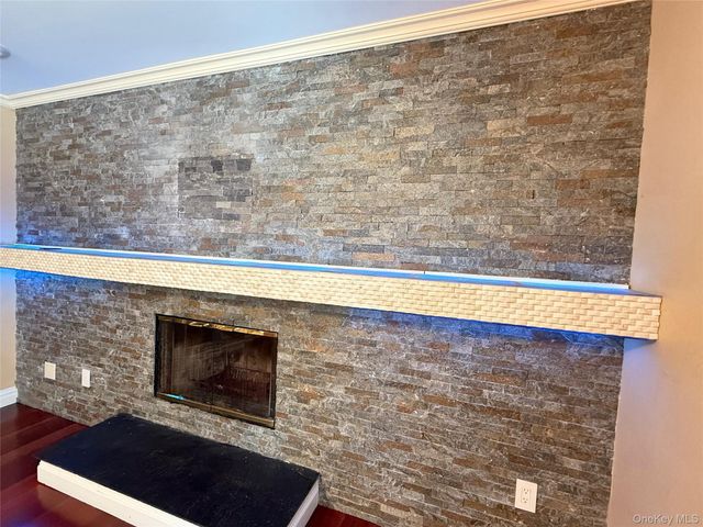 4 Curran Court, Pomona, NY 10970