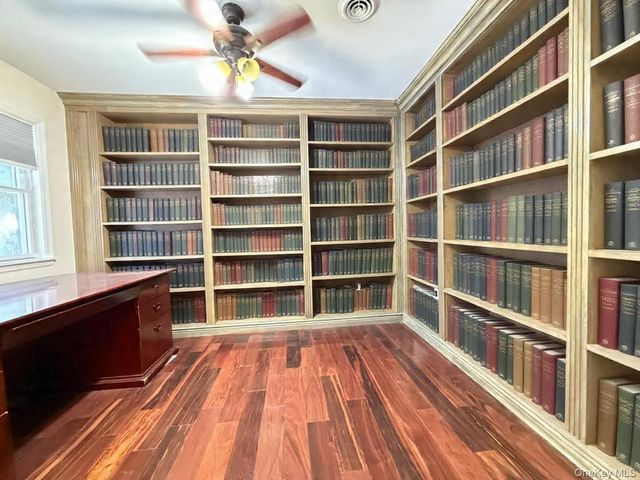 4 Curran Court, Pomona, NY 10970