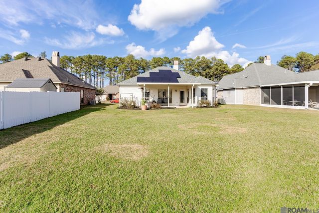 13642 Hope Haven Dr, Walker, LA 70785