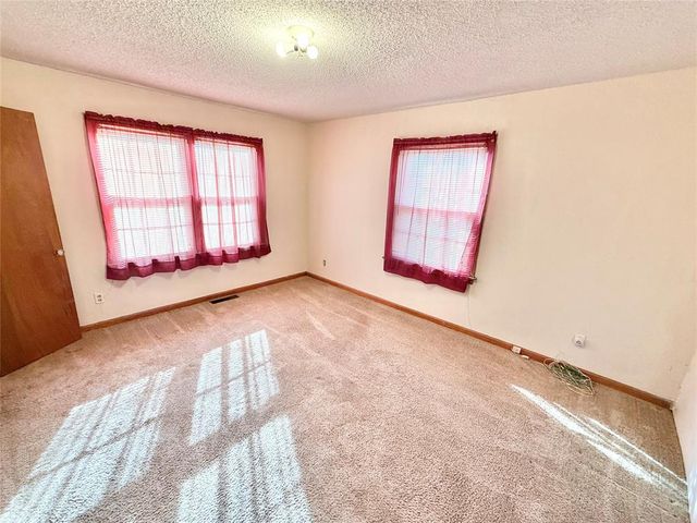 406 N Washington Street, Hobart, OK 73651