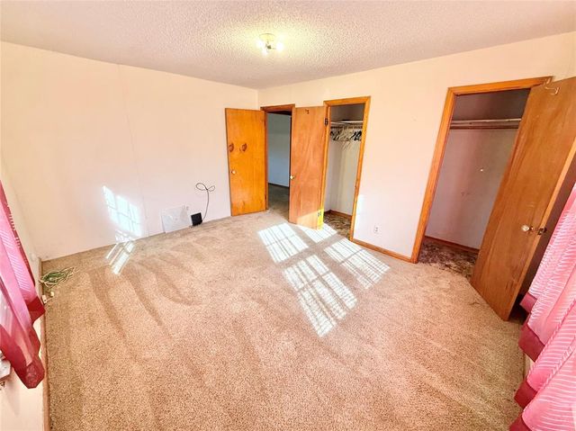 406 N Washington Street, Hobart, OK 73651