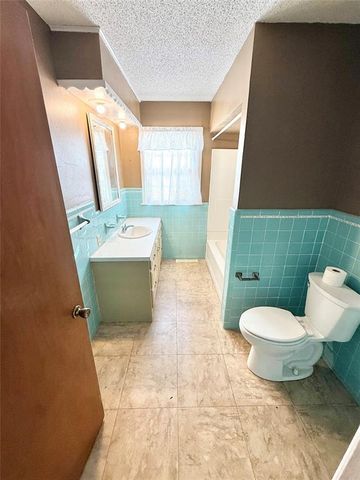 406 N Washington Street, Hobart, OK 73651