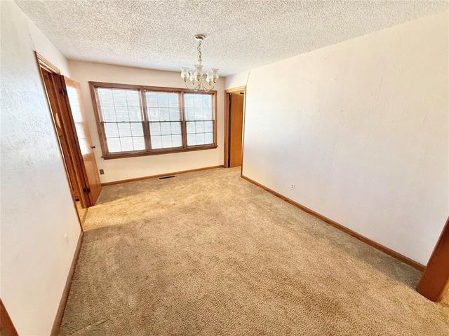 406 N Washington Street, Hobart, OK 73651