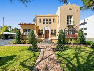 1313 S Andrews Avenue, Fort Lauderdale, FL 33316