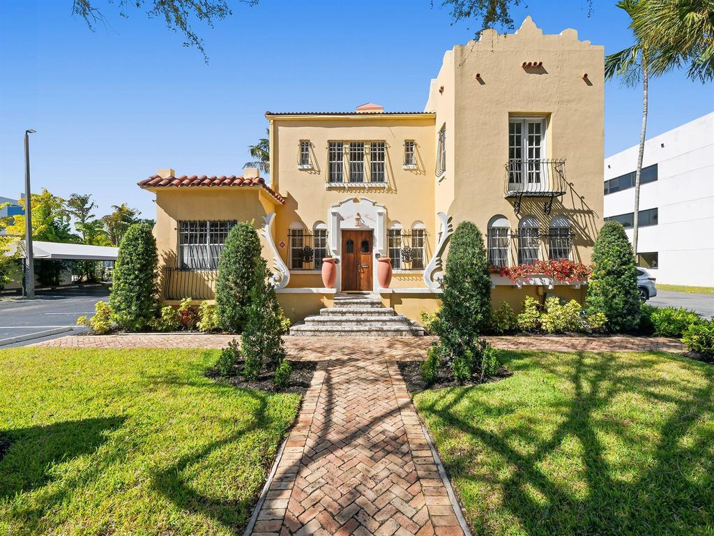 1313 S Andrews Avenue, Fort Lauderdale, FL 33316