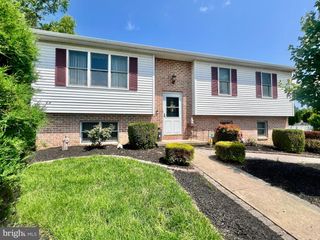 269 GRANT AVE, Leesport, PA 19533