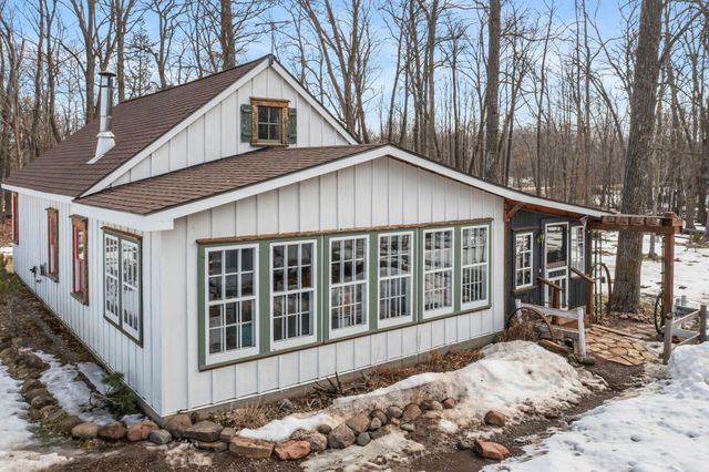 2071 Sherwood Street, Mora, MN 55051