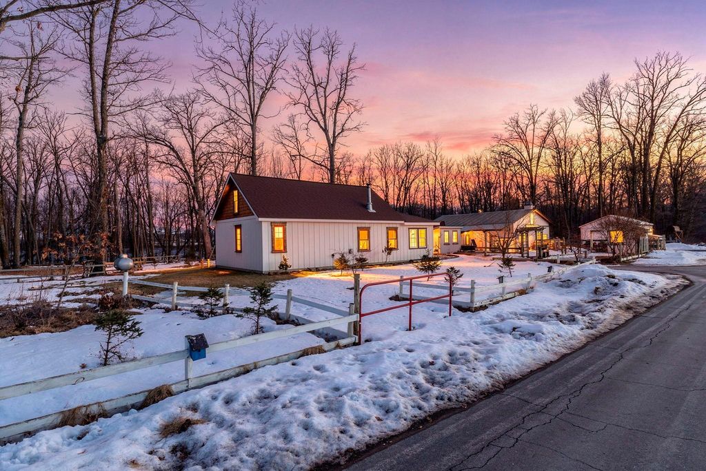 2071 Sherwood Street, Mora, MN 55051