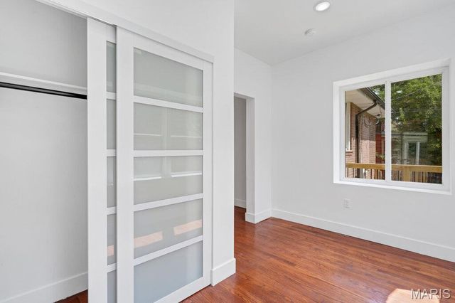 7254 Colgate Avenue, University City, MO 63130