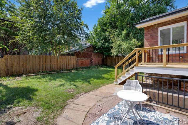 7254 Colgate Avenue, University City, MO 63130