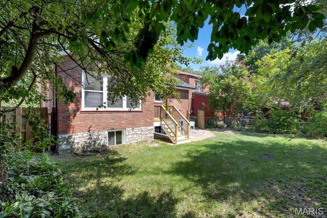 7254 Colgate Avenue, University City, MO 63130