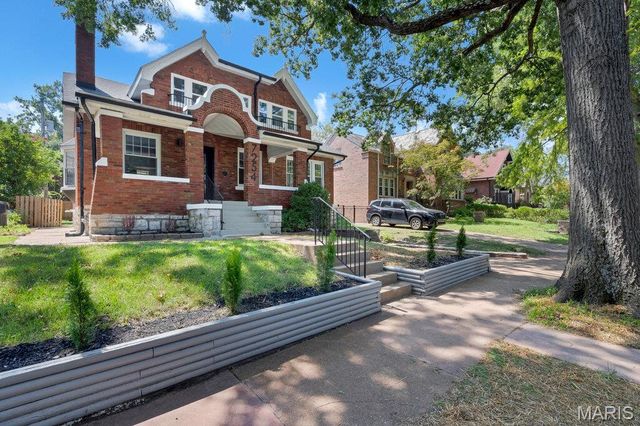 7254 Colgate Avenue, University City, MO 63130