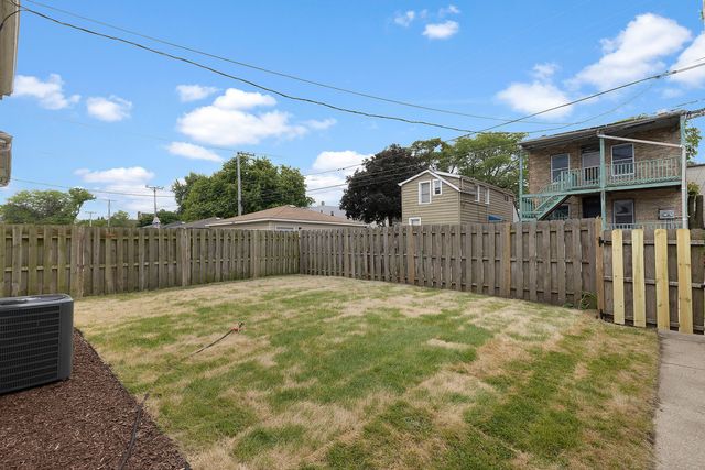 917 S Harlem Avenue, Forest Park, IL 60130