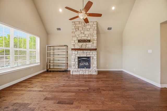 1740 Bull Elk Drive, Stephenville, TX 76401