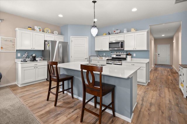 1208 E Silver Pine Rd, Colbert, WA 99005