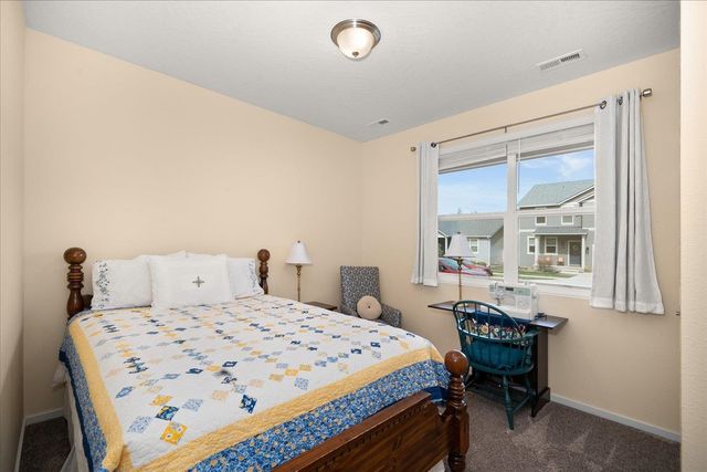 1208 E Silver Pine Rd, Colbert, WA 99005