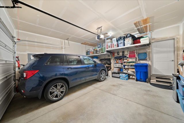 1208 E Silver Pine Rd, Colbert, WA 99005