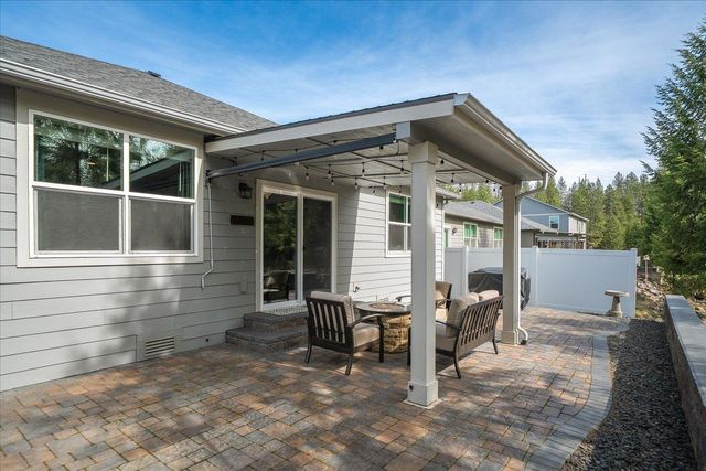 1208 E Silver Pine Rd, Colbert, WA 99005