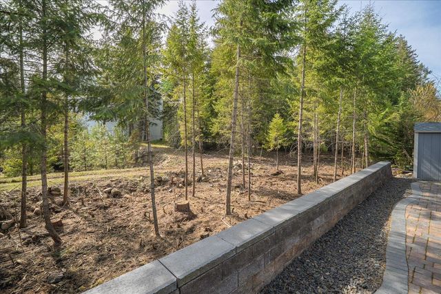1208 E Silver Pine Rd, Colbert, WA 99005