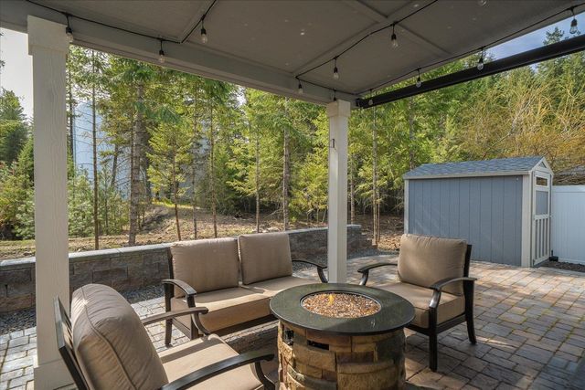 1208 E Silver Pine Rd, Colbert, WA 99005