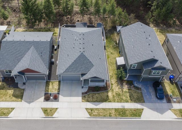 1208 E Silver Pine Rd, Colbert, WA 99005