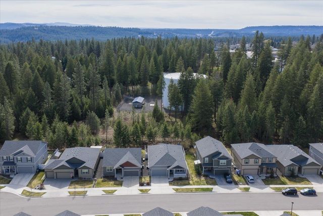 1208 E Silver Pine Rd, Colbert, WA 99005