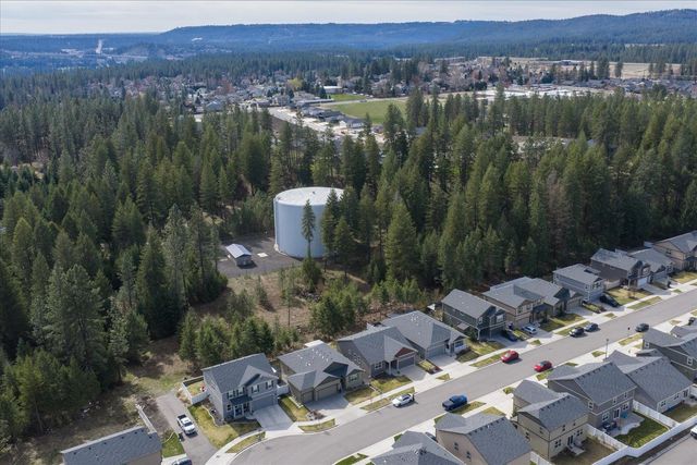 1208 E Silver Pine Rd, Colbert, WA 99005