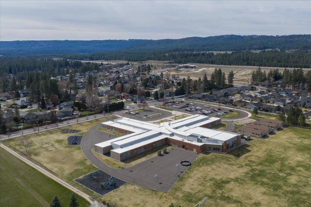 1208 E Silver Pine Rd, Colbert, WA 99005