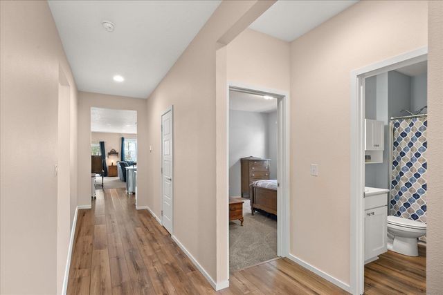 1208 E Silver Pine Rd, Colbert, WA 99005