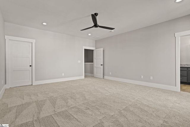 1325 S Pinot Road, Duncan, SC 29334