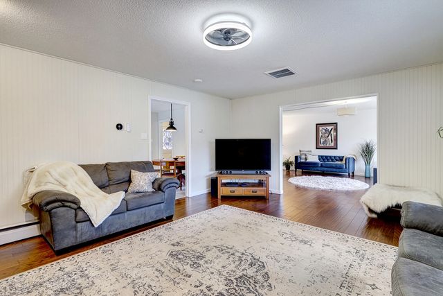 2900 Indiana Street NE, Albuquerque, NM 87110