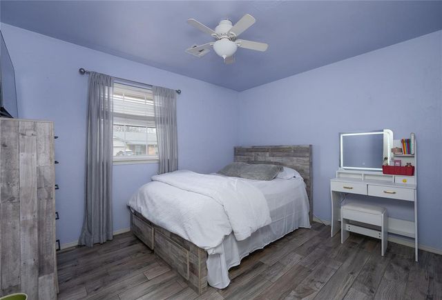 1029 NW 10th Street, Moore, OK 73160