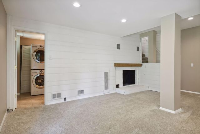 10003 Crestridge Drive, Minnetonka, MN 55305