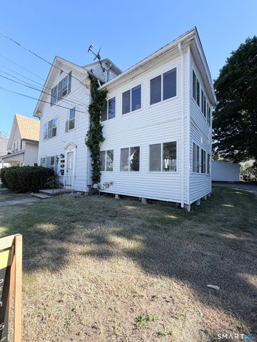 176 South Main Street, Putnam, CT 06260